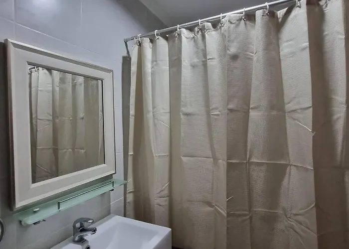 Chic 5 Min Walk To Business Park/ayala * Cebu