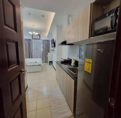 Chic 5 Min Walk To Business Park/ayala *