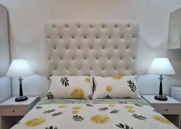 Chic 5 Min Walk To Business Park/ayala Lägenhet Cebu