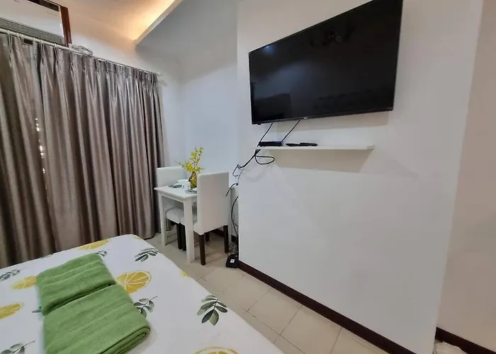 Chic 5 Min Walk To Business Park/ayala Lägenhet Cebu