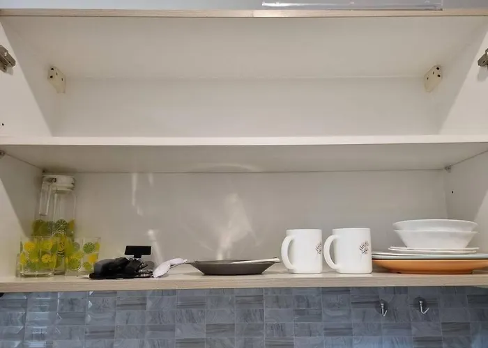 Chic 5 Min Walk To Business Park/ayala *